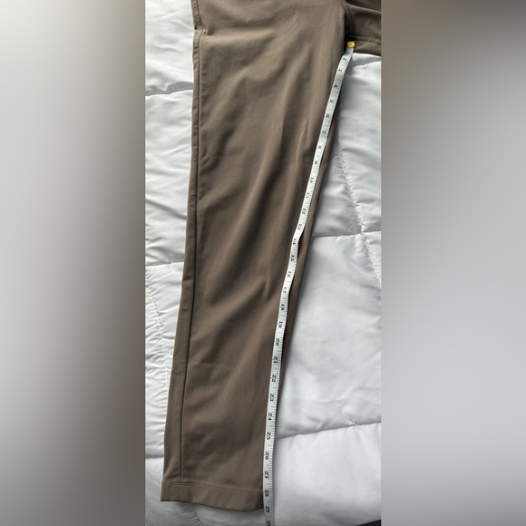 lululemon ABC men’s Slim-fit Trouser. 29W 32L - Picture 3 of 3